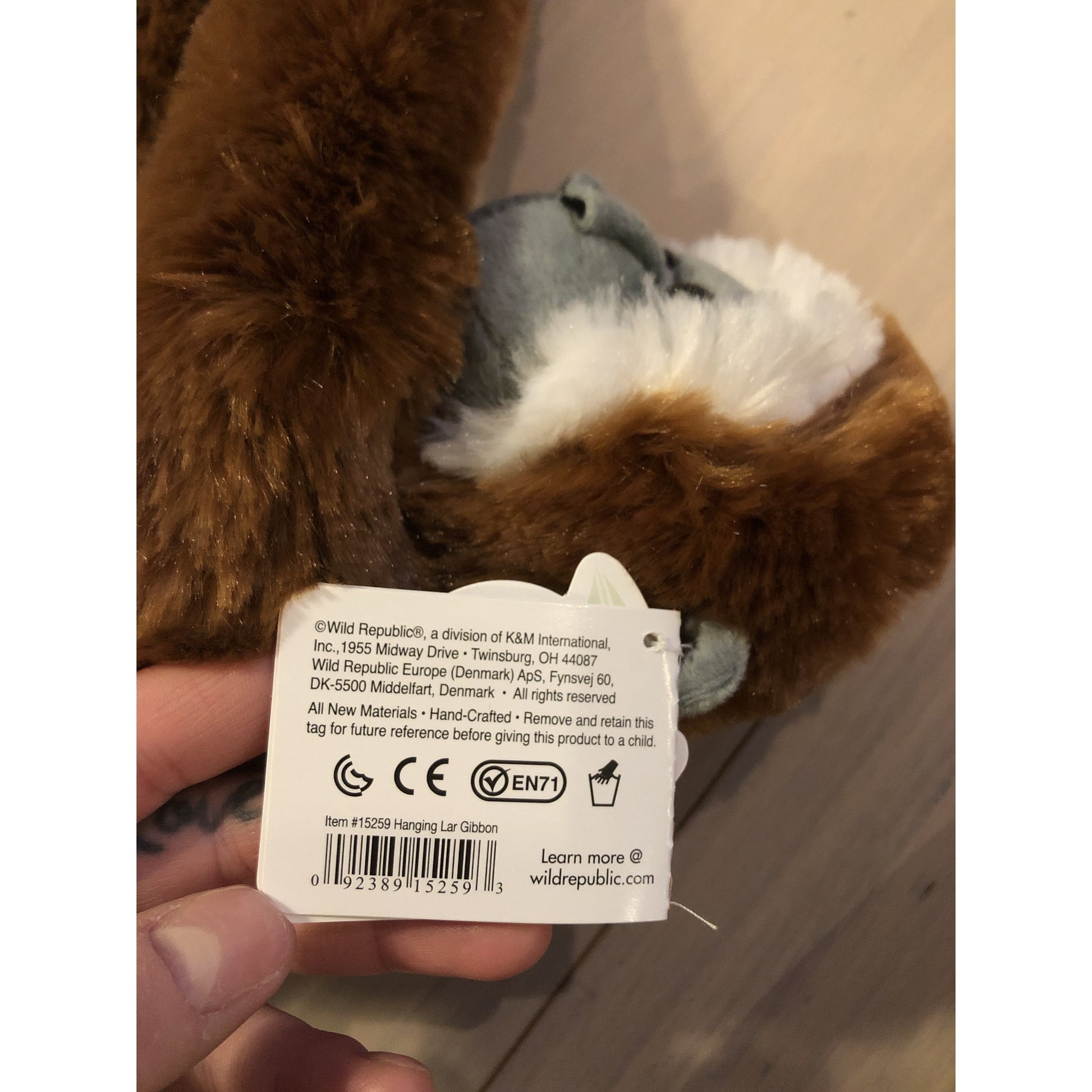 wild-republic-knuffel-hangende-gibbon-aap-bruin-51-cm-bosdieren-pluche_10182219-1