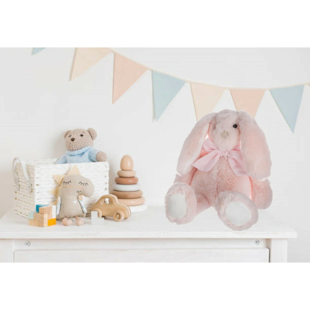 konijn-knuffel-met-strikje-zacht-pluche-lichtroze-30-cm_10430421-2