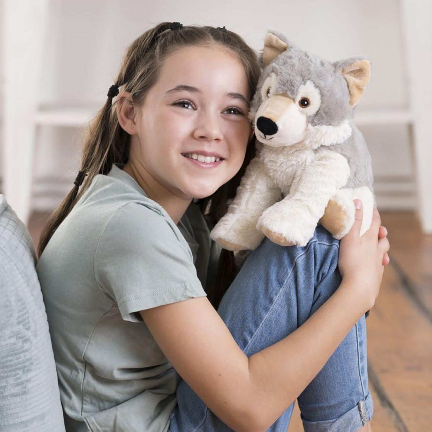 warmies-wolf-knuffel-grijs-24-cm-magnetronknuffel_10410622-8
