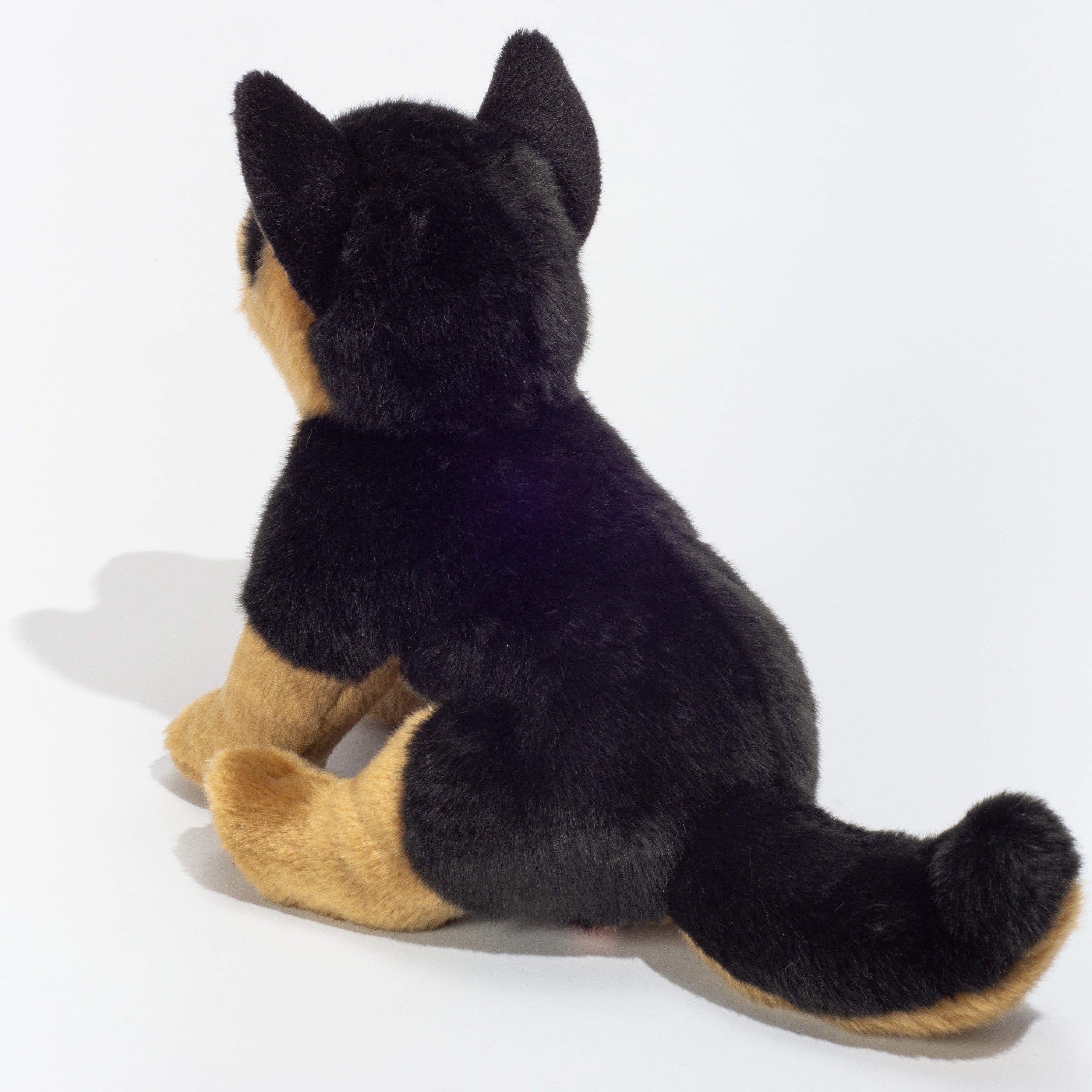knuffeldier-herdershond-zachte-pluche-stof-premium-kwaliteit-knuffels-bruin-zwart-30-cm_10429657-3