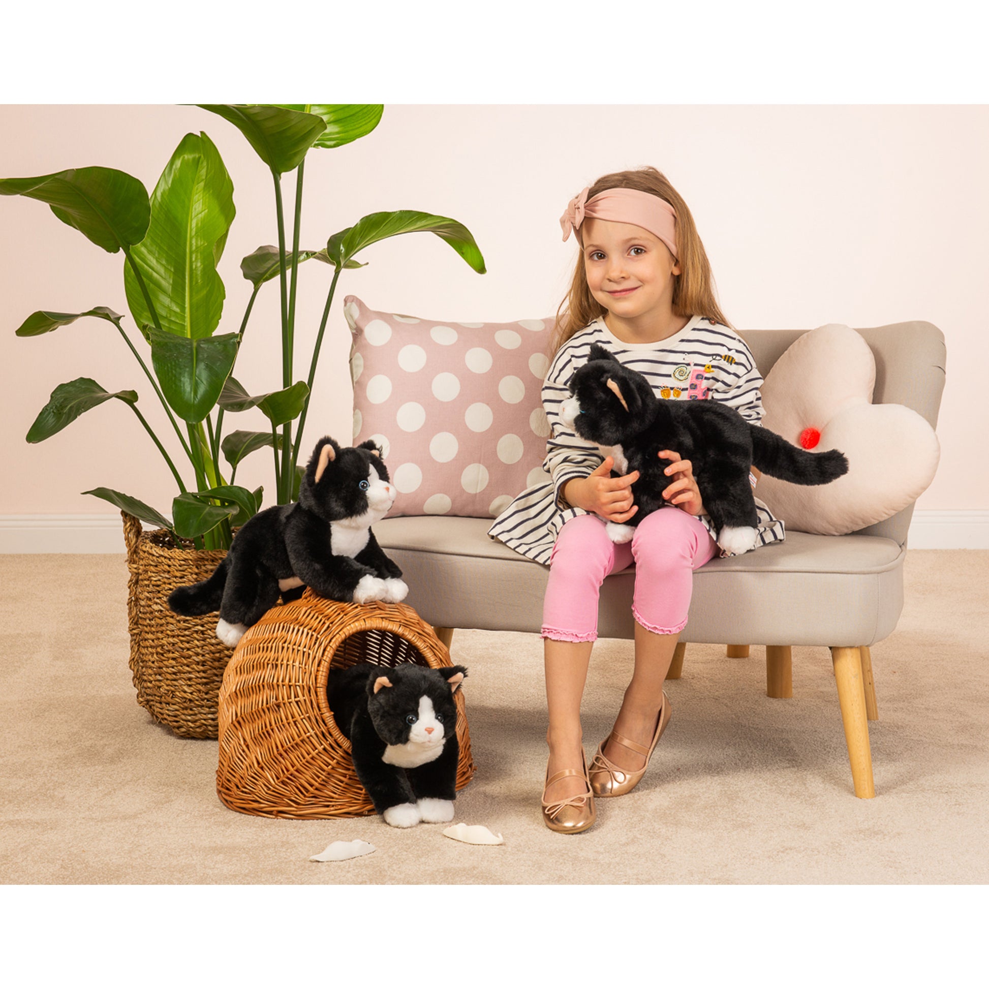 knuffeldier-kat-poes-zachte-pluche-stof-premium-kwaliteit-knuffels-zwart-wit-30-cm_10429684-1