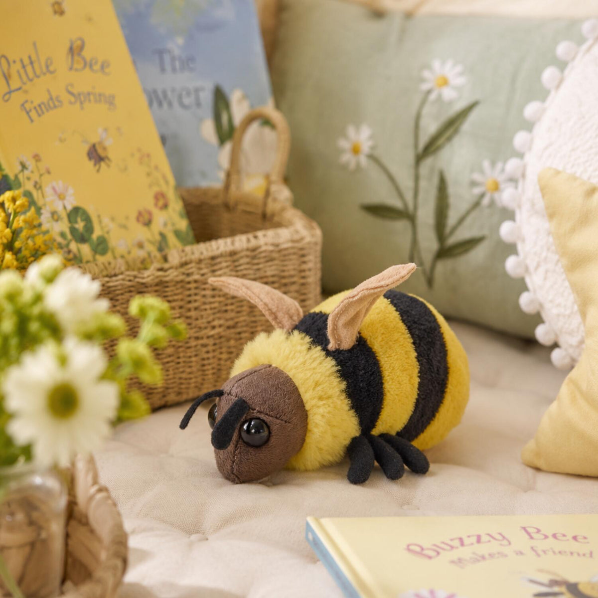 wild-republic-honingbij-knuffel-pluche-13-cm-insecten_10466742-4