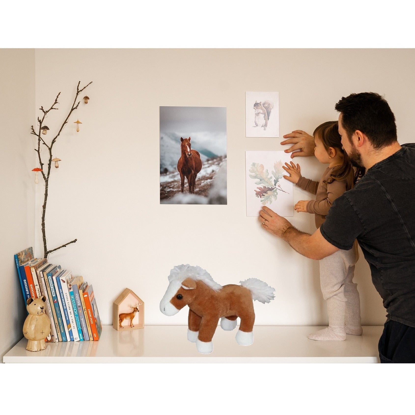 Cornelissen paardje knuffel - pluche - 19 cm - bruin/wit - boerderijdier - paardenknuffel - Pluchen speelgoed